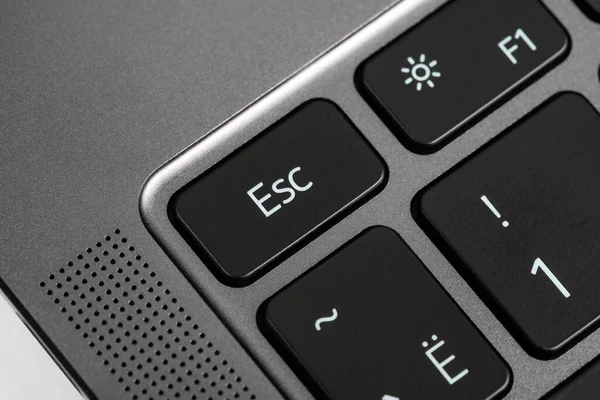 Klavye Tuşları Dizüstü Bilgisayar Parçaları Siyah Gümüş Arkaplan — Stok fotoğraf