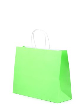 Sert kağıt saplı hediye çantası, beyaz arkaplanda izole et