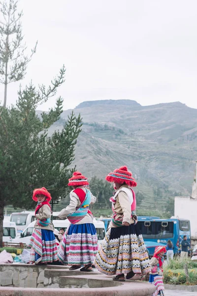Yanque Colca Valley Peru Gennaio 2018 Gruppo Bambini Peruviani Danza — Foto Stock