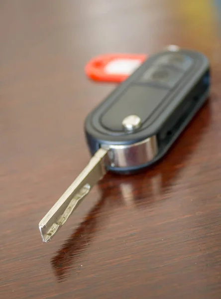 Araba anahtarı uzaktan kumanda ile — Stok fotoğraf