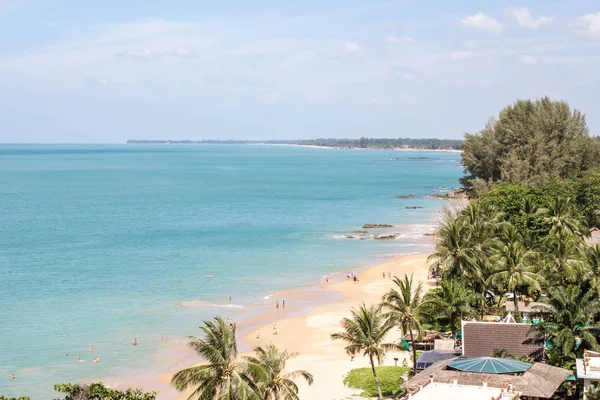 Uitzicht op Khao Lak Beach, Phang Nga, ten zuiden van Thailand — Stockfoto