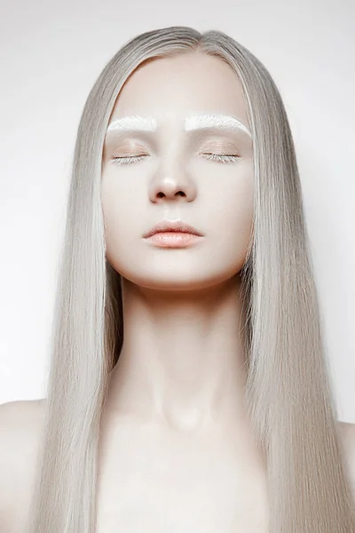 Portrait Beautiful Girl Blond Hair White Eyebrows Closed Eyes — Stock Photo, Image