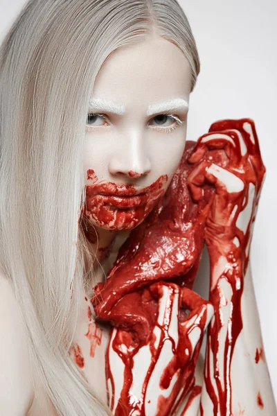 Girl Malicious Look Holding Piece Fresh Meat Young Blonde Stained — Stock Photo, Image