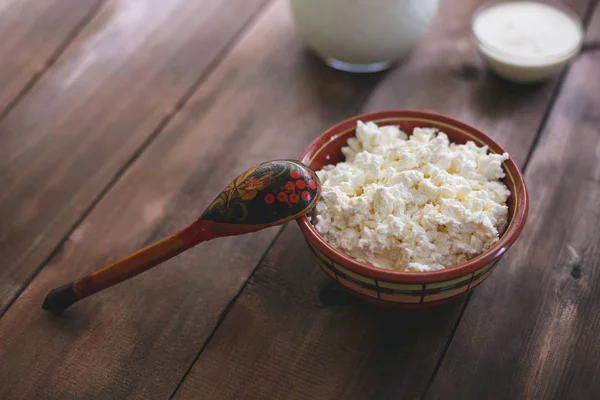 Russian cuisine. Cottage cheese, milk and sour cream. Healthy Eating