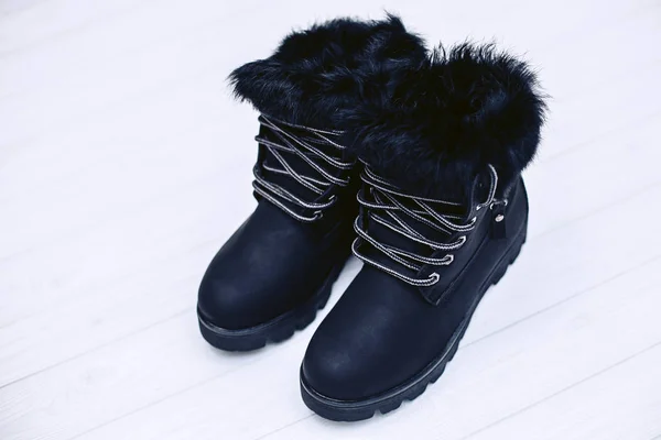 Men Winter Boots Black Color Genuine Leather Fur White Wooden — Stock Photo, Image