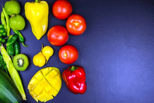 Top View Pepper Walnut Corn Kiwi Zucchini Mango Pear Tomato — Stock Photo, Image