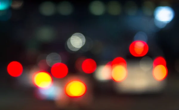 Rückleuchten Nachtverkehr Defokussieren Die Aufnahme Wurde Durch Veränderung Des Linsenfokus — Stockfoto