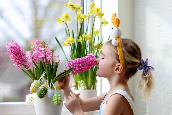 Little Girl Decorating Window Spring Flowers Easter Eggs Child Taking — Stock Photo, Image