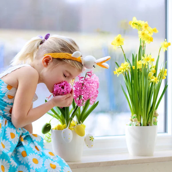 Little Girl Decorating Window Spring Flowers Easter Eggs Child Taking — Stock Photo, Image