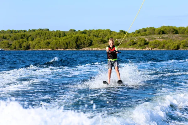 Young Sportive Teenage Boy Waterskiing Boat Adventurous Summer Holidays Sea — Stock Photo, Image