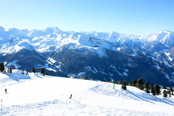 Chi Ama Sciare Sulle Piste Preparate Nelle Alpi Nelle Giornate — Foto Stock