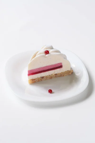 Piece Vanilla Red Currant Mousse Cake Covered White Velvet Spray — Stock Photo, Image