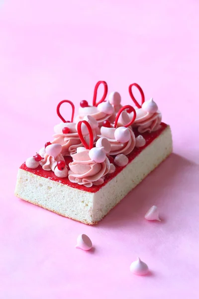 Angel Food Cake Red Currant Jam Mousseline Cream Light Pink — Stok fotoğraf