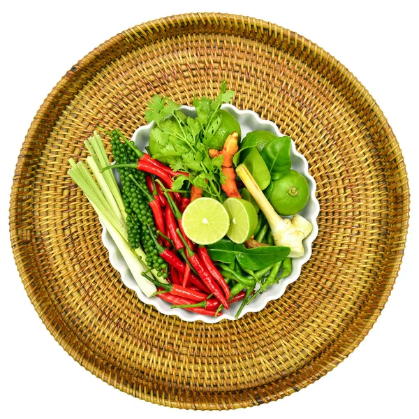 Thai Kryddig Ingredienser Bakgrund Isolerad Vit Bakgrund Med Urklippsbana — Stockfoto