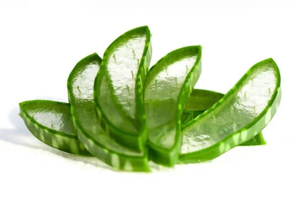 Cut Aloe Vera Daun Menunjukkan Transparan Aloe Vera Gel Dalam — Stok Foto