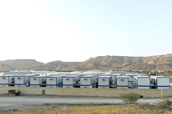 Portacabin. Taşınabilir ev ve ofis kulübeleri. Çalışma Kampı. İskele kulübesi. Küçük geçici evler: Muscat, Umman - 08-10-2020