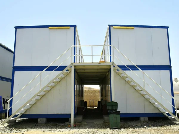 Portacabin. Taşınabilir ev ve ofis kulübeleri. Çalışma Kampı. İskele kulübesi. Küçük geçici evler: Muscat, Umman - 08-10-2020