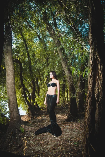 Menina Bonita Com Cabelo Escuro Longo Traje Sereia Preta Folclore — Fotografia de Stock