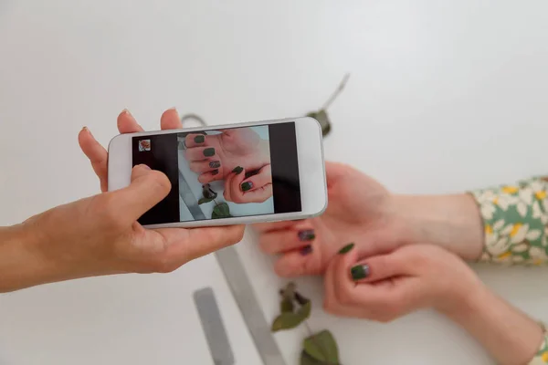 Nail Artist Taking Photo Smartphone Her Work Clients Manicured Hands — Stock Photo, Image