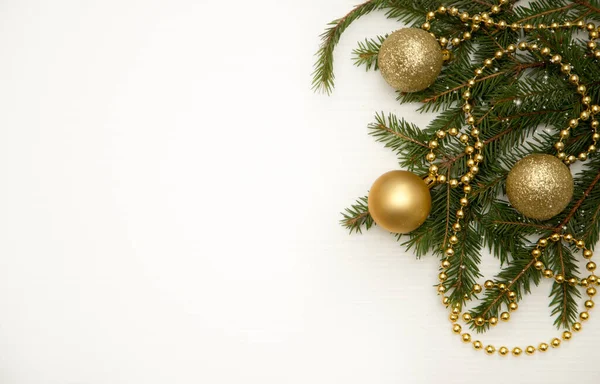 Spruce Branches Balls White Wooden Background View Flat Lay Christmas — Stock Photo, Image