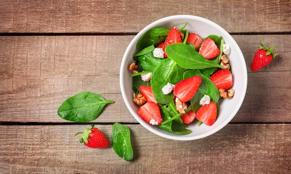 Ensalada saludable de fresas — Foto de Stock