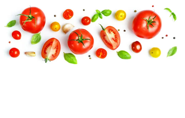 Pomodori Freschi Maturi Aglio Erbe Isolate Fondo Bianco Vista Dall — Foto Stock