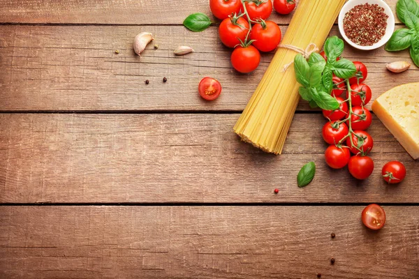 Ingredienti Alimentari Pasta Italiana Fondo Legno Vista Dall Alto Copia — Foto Stock