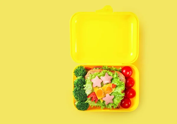 Almoço Escolar Saudável Fundo Amarelo Espaço Cópia — Fotografia de Stock