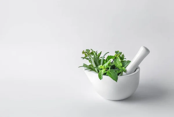 Medicinal Herbs Mortar Pestle Isolated White Background Copy Space Herbal — Stock Photo, Image