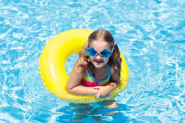 Child Inflatable Ring Swimming Pool Little Girl Colorful Sunglasses Relaxing — Stock Photo, Image