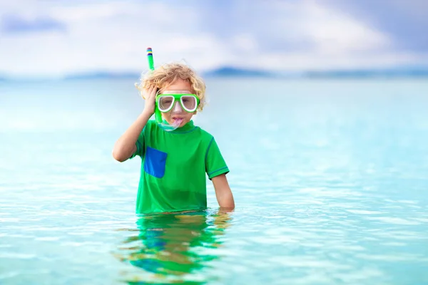 Kids snorkel. Children snorkeling in tropical sea. — Stock Photo, Image