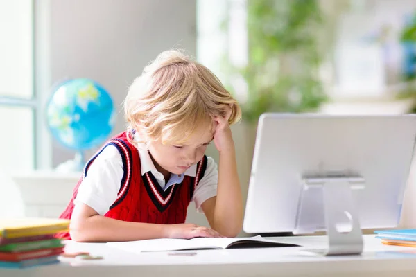 Stress Frustrazione Dell Apprendimento Remoto Online Ragazzi Della Scuola Con — Foto Stock