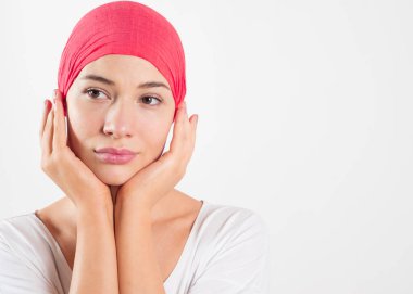 Kemoterapiden sonra iyimser bir kadın.