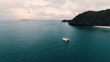 Ada Ko-o Tayland quadrocopter çekim,.