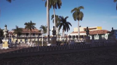 Küba, Trinidad - 18 Ekim 2016: şehir turu. Eski sokaklar, ana kare, vatandaşlar. Hayat bir turist Trinidad gözüyle.