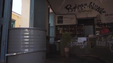 Küba, Trinidad - 18 Ekim 2016: şehir turu. Eski sokaklar, ana kare, vatandaşlar. Hayat bir turist Trinidad gözüyle.