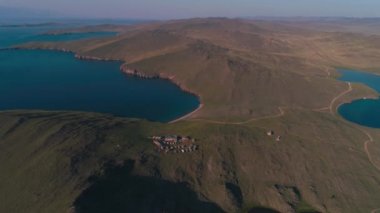 Kısrak başı Baykal Gölü