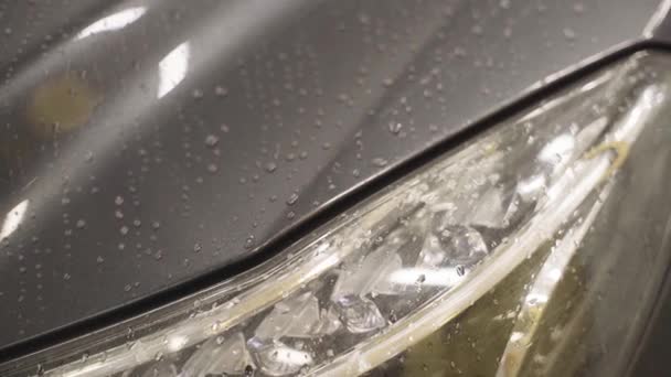 Tvättning och polering av en bil — Stockvideo