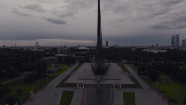 ソ連宇宙征服者宇宙産業技術者VDNKH — ストック動画