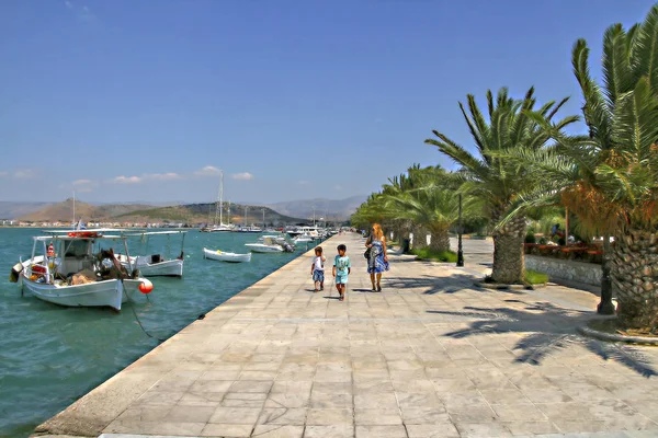 Woman Children Walking Looking Sea Nafplion City Peloponnese Greece — Stock Photo, Image