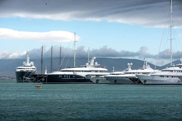 Luxury Motorboats Yachts Dock Marina Zeas Piraeus Greece — Stock Photo, Image