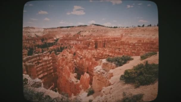 Bryce Canyon National Park Vanaf Een Uitkijkpunt Vintage Film Look — Stockvideo