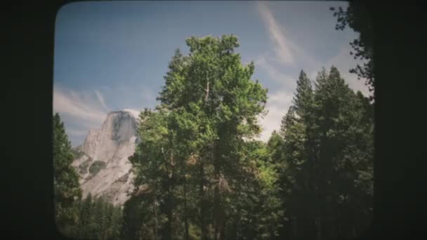 Visão Condução Half Dome Rock Parque Nacional Yosemite Califórnia Vintage — Vídeo de Stock