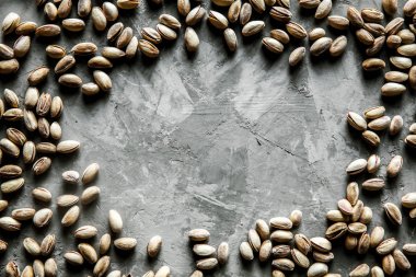 Büyük tuzlu fıstık masayı. Fıstık fındık