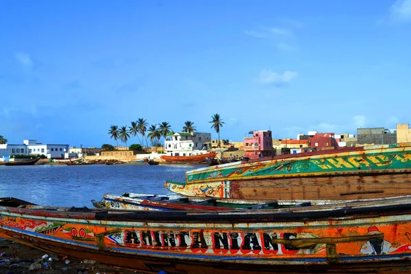 Barcos Pesca Tradicionais Coloridos Saint Louise Senegal — Fotografia de Stock