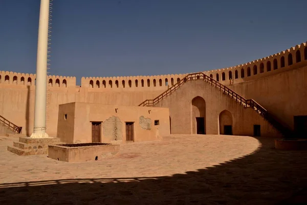 Красивая Крепость Низва Омане — стоковое фото