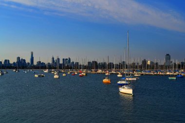 Melbourne, Avustralya 'daki liman manzarası