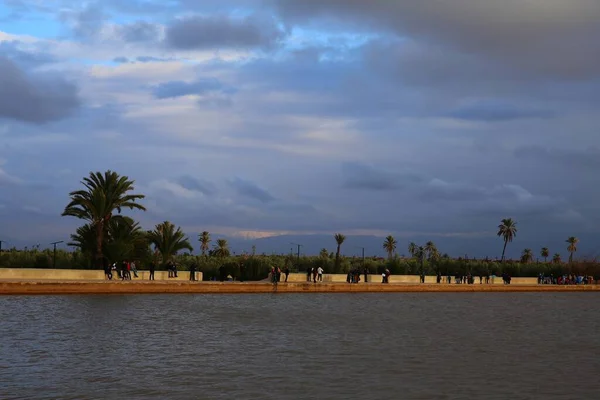 Stadspark Med Sjö Marrakech Marocko — Stockfoto