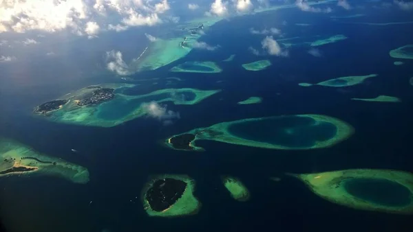 インド洋のエキゾチックな島 モルディブの空中ビュー — ストック写真