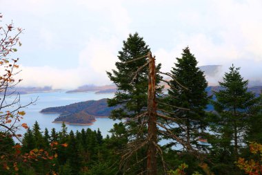 Yunanistan, Avrupa 'daki Plastiras depolama gölü manzarası